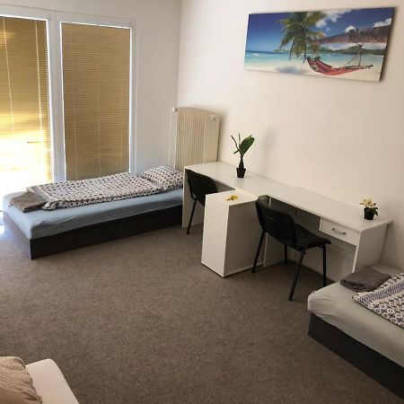 برنو Hostel House Near Bvv-Vystaviste المظهر الخارجي الصورة