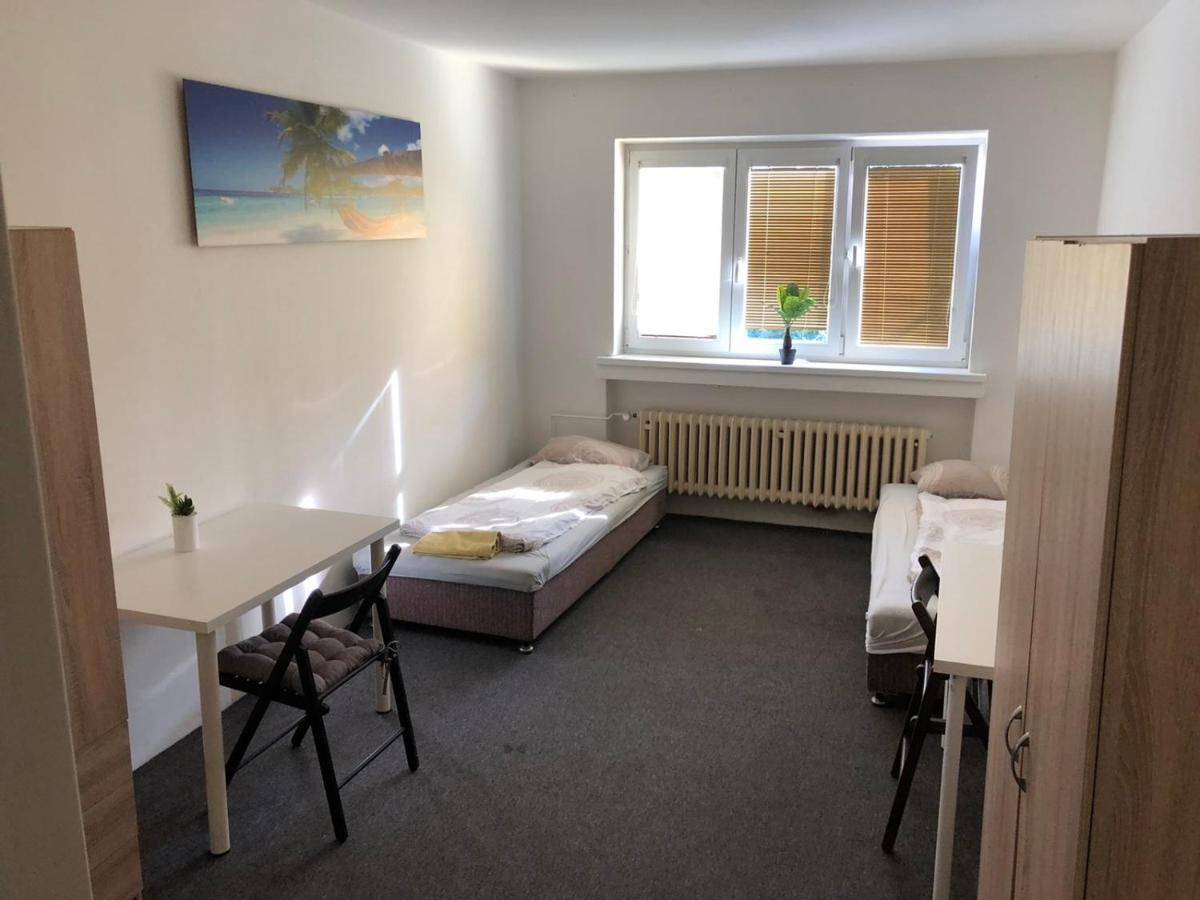 برنو Hostel House Near Bvv-Vystaviste المظهر الخارجي الصورة
